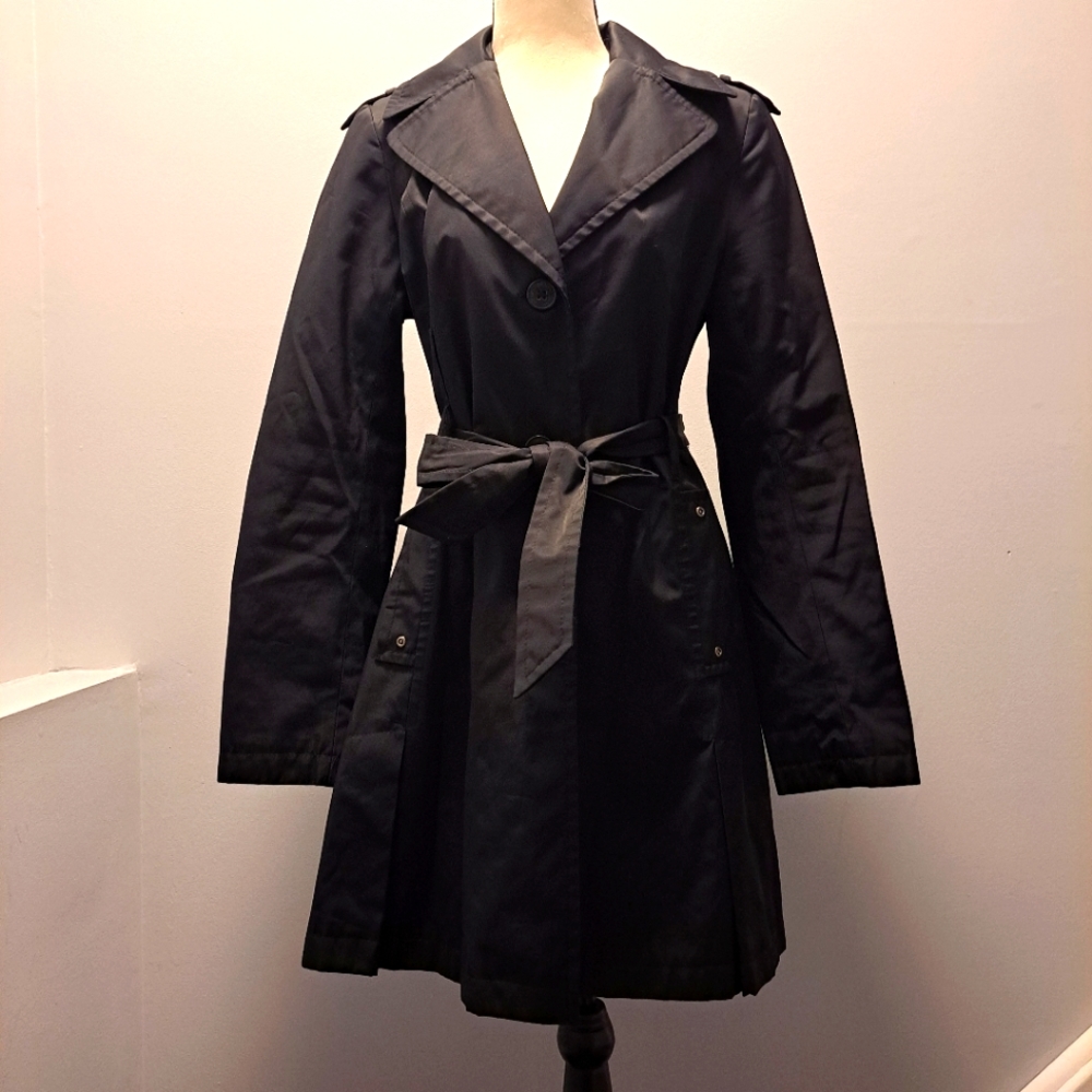 DKNY fall / rain coat navy